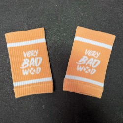 Bandes de poignet absorbantes - SWEATBANDS corail | VERY BAD WOD